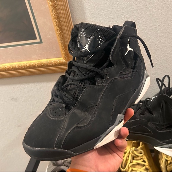 Jordan Men's Black and White Sneakers - Picture 2 of 6